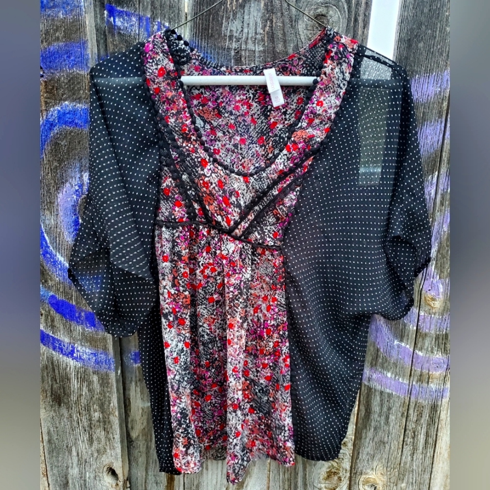 Sheer top/nightwear by xhilaration sz XS